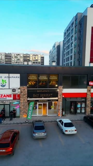 Baklavacı Bay Serhat mağazasının dış cephesi