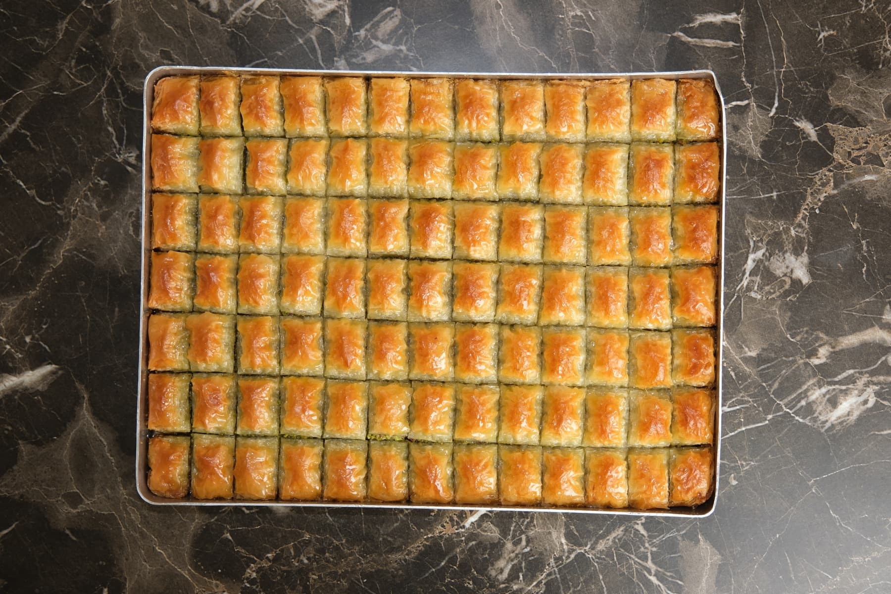 Fıstıklı baklava tepsisi